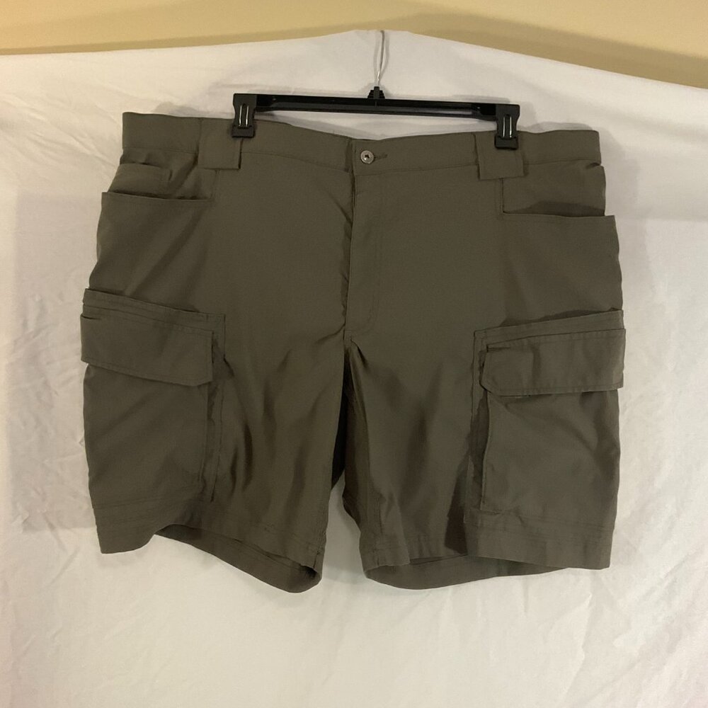 Duluth Trading Men's Cargo Shorts Flex Dry On The Fly Army Green SZ 46